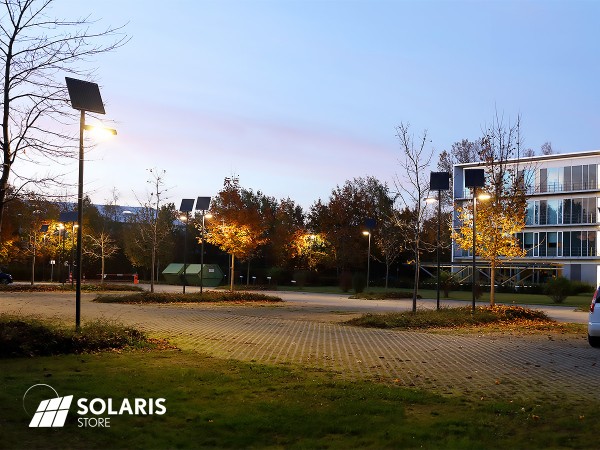 Lampadaire autonome solaire LED Photinus Protos duo