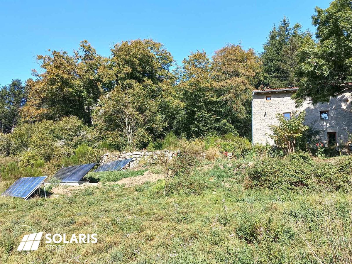 Une maison autonome grâce au système solaire avec batteries OPzV